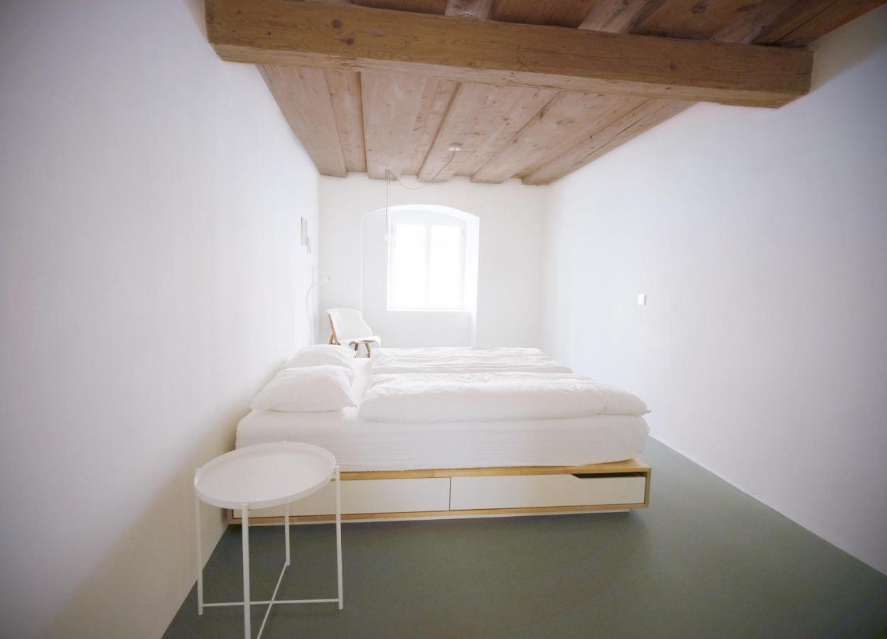 Herzige In Altem Gemaeuer * Linz