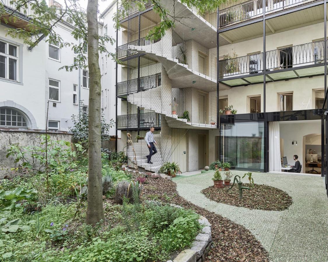 Herzige In Altem Gemaeuer Linz